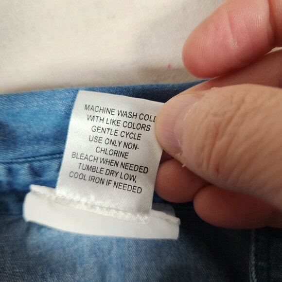 Country Store Floral Embroidered Blue Denim Shirt Womens 2X Long Sleeve Boho - Picture 5 of 16